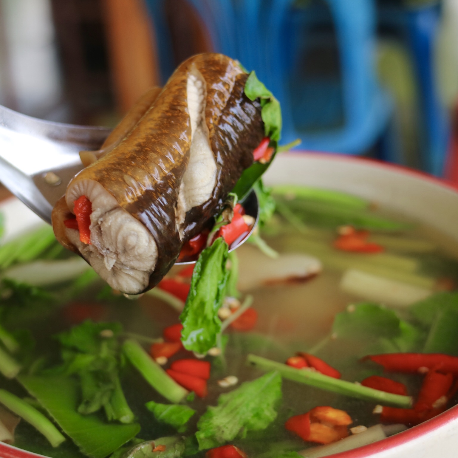 ຕົ້ມຍຳອ່ຽນ